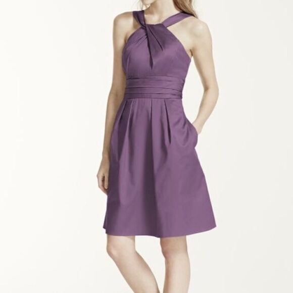 Beautiful cocktail/bridesmaid dress with Y neck and pockets, women’s size 4 - Picture 2 of 7